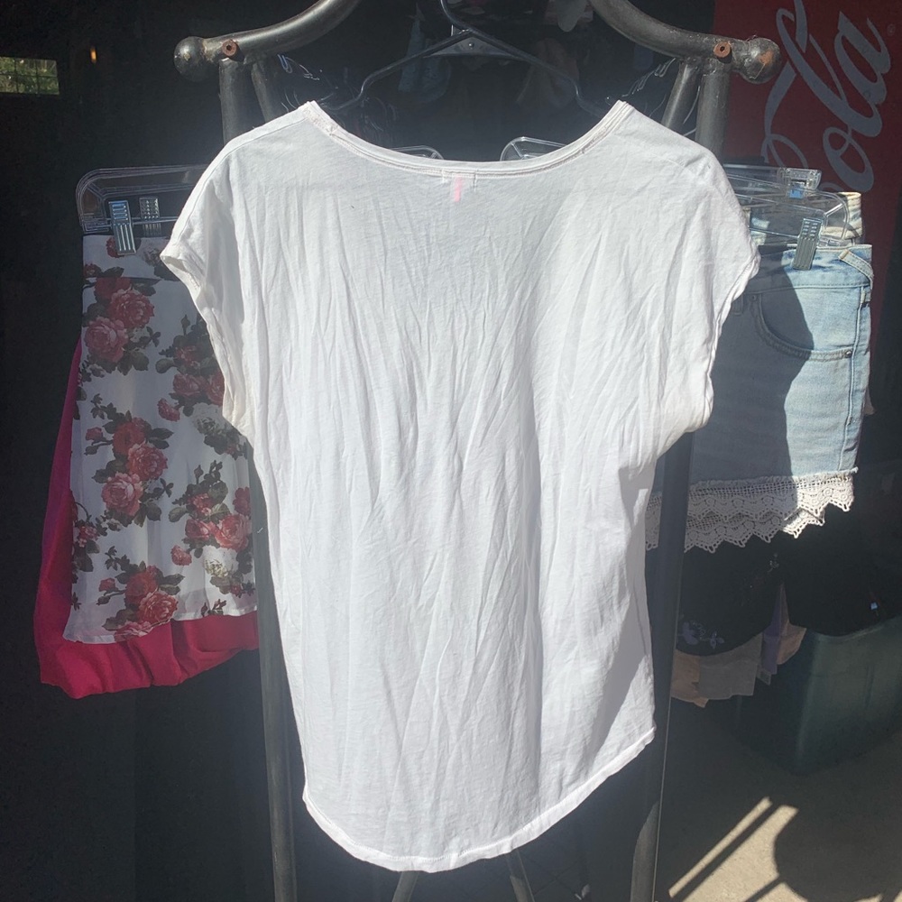Graphic Tee - Picture 3 of 3
